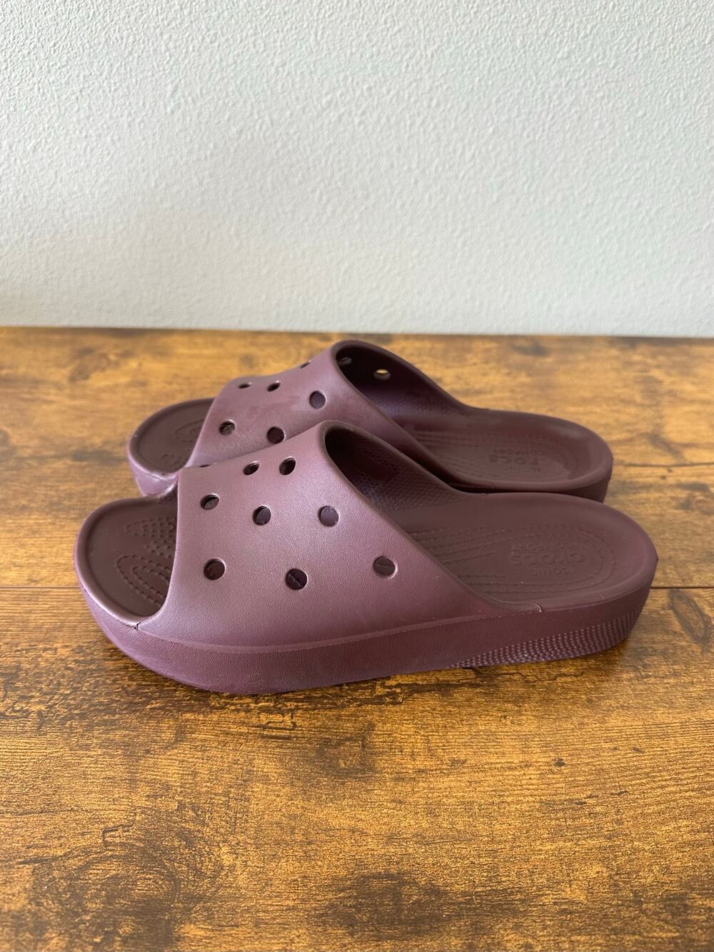 Crocs Classic Platform Sandal Size 8 EUC